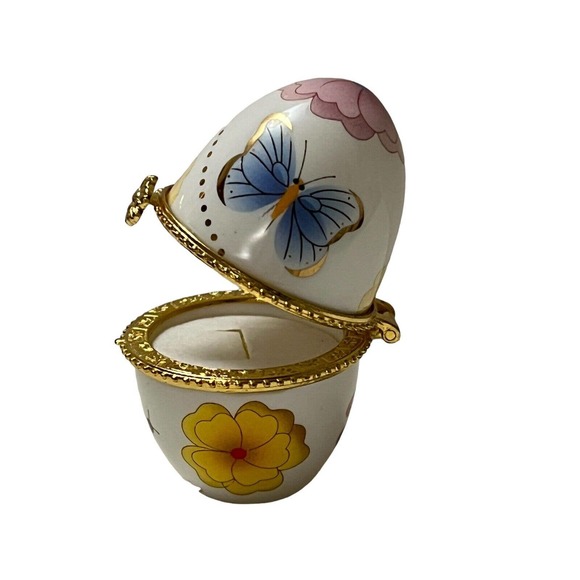 Ben Bridge 2002 Ring Box Porcelain Egg Butterflies Hinged Trinket Box 2-1/4" - Picture 3 of 7